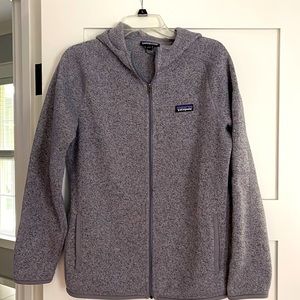 Patagonia Women’s hooded sweatshirt in Lilac.  Size L is lighter than pictured